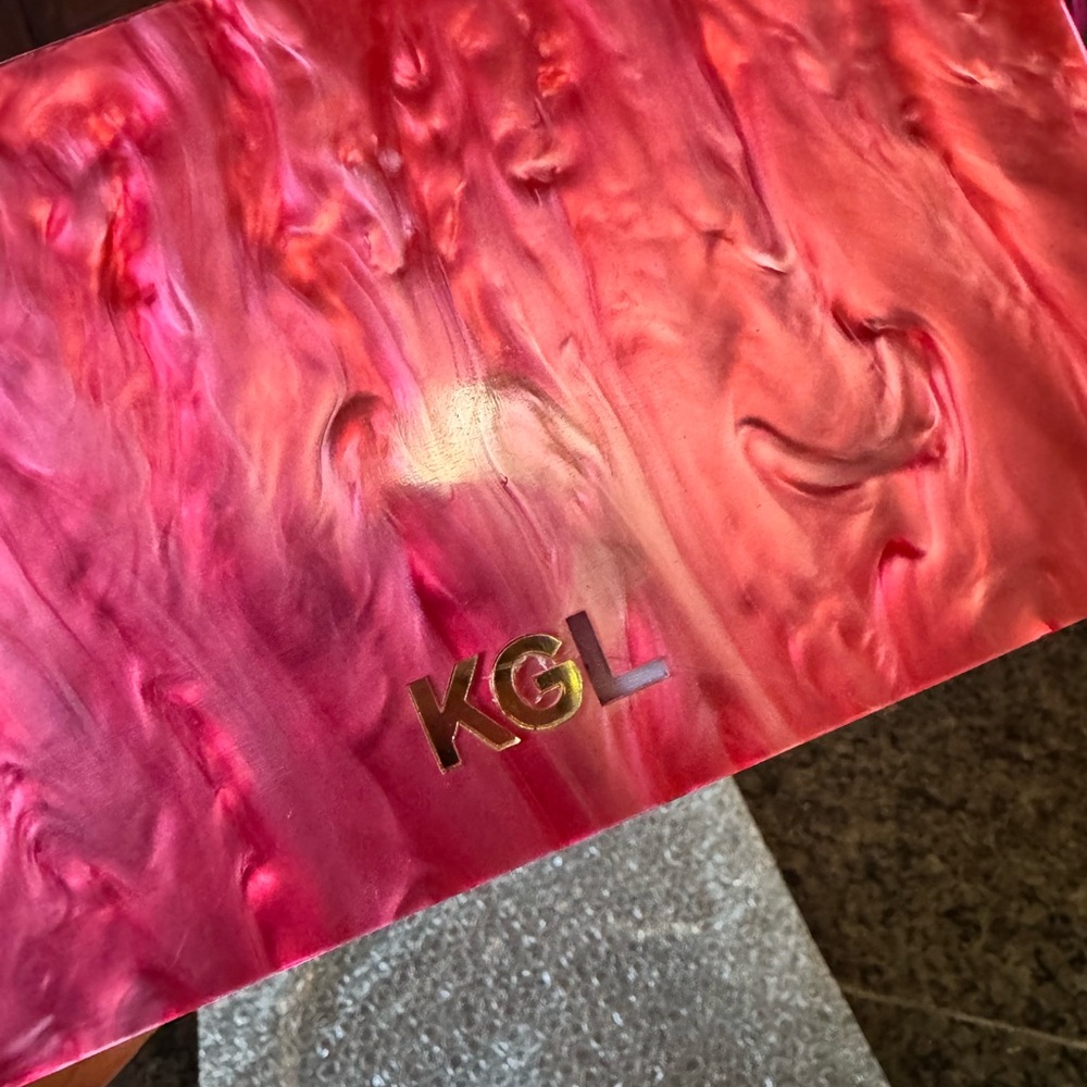 Kurt Geiger Lipstick Clutch with Chain NEW - Picture 7 of 12